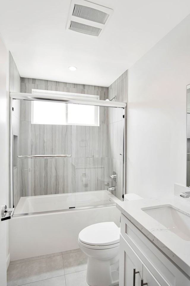 10926 1/2 Hesby St - Photo 5 of 11