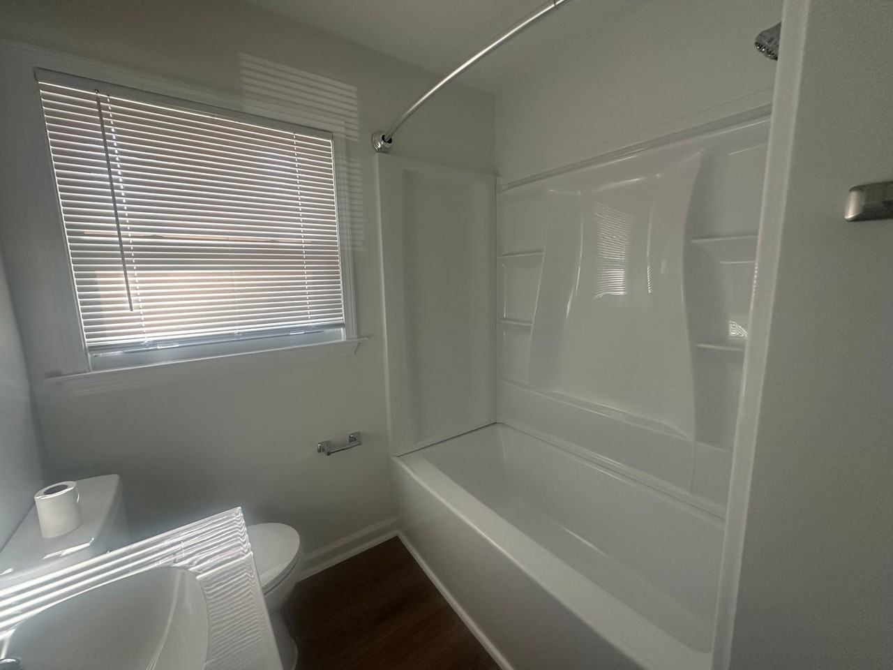 2911 Beechwood Dr - Photo 4 of 18