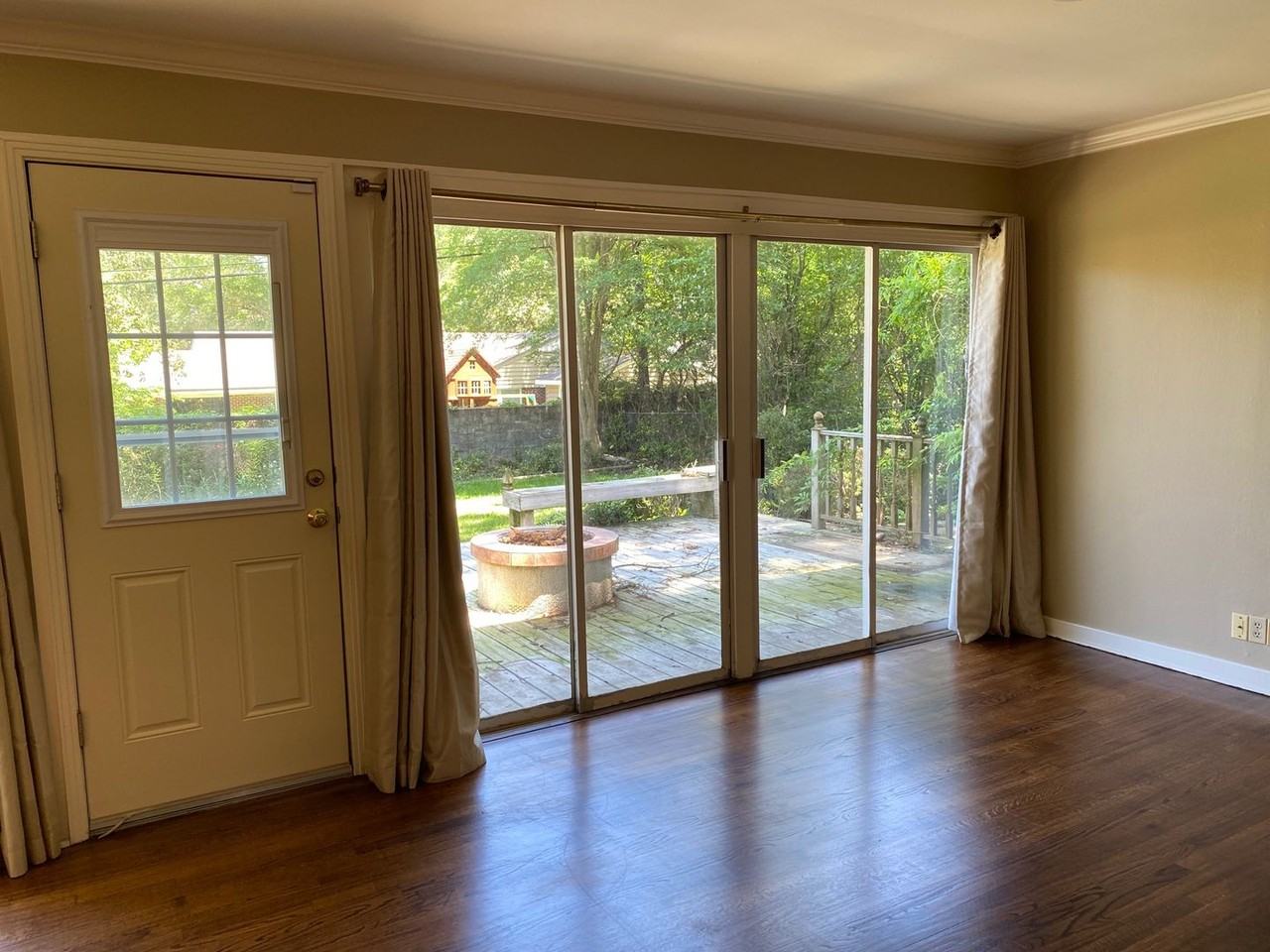 712 Ontario St - Photo 5 of 14