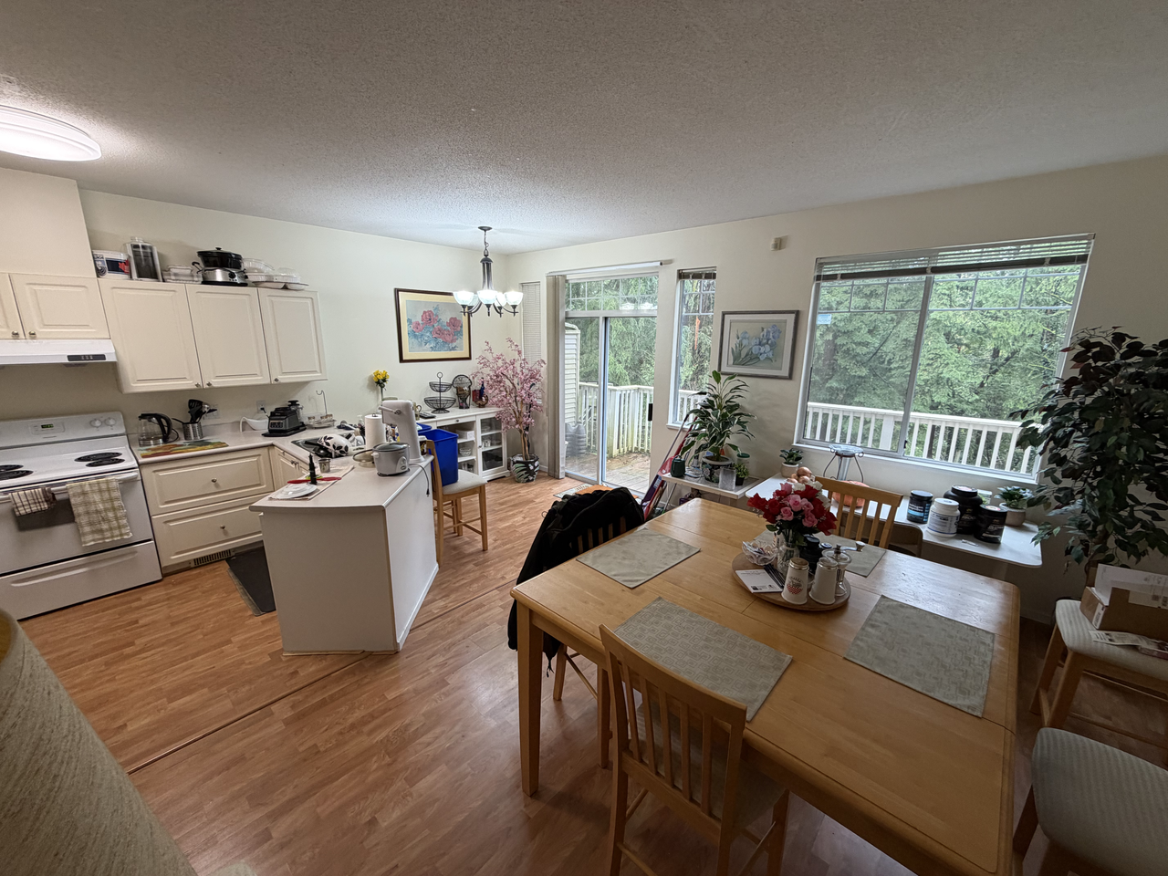 7501 Cumberland St - Photo 7 of 9