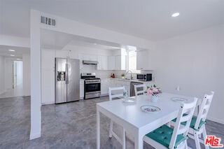 1017 S Bedford St #2 - Photo 3 of 8