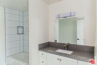 1431 S Sherbourne Dr #4 - Photo 7 of 8