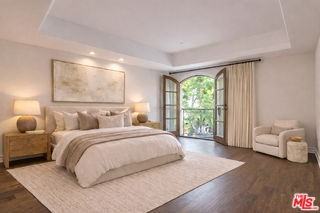 353 S Reeves Dr #200 - Photo 5 of 8