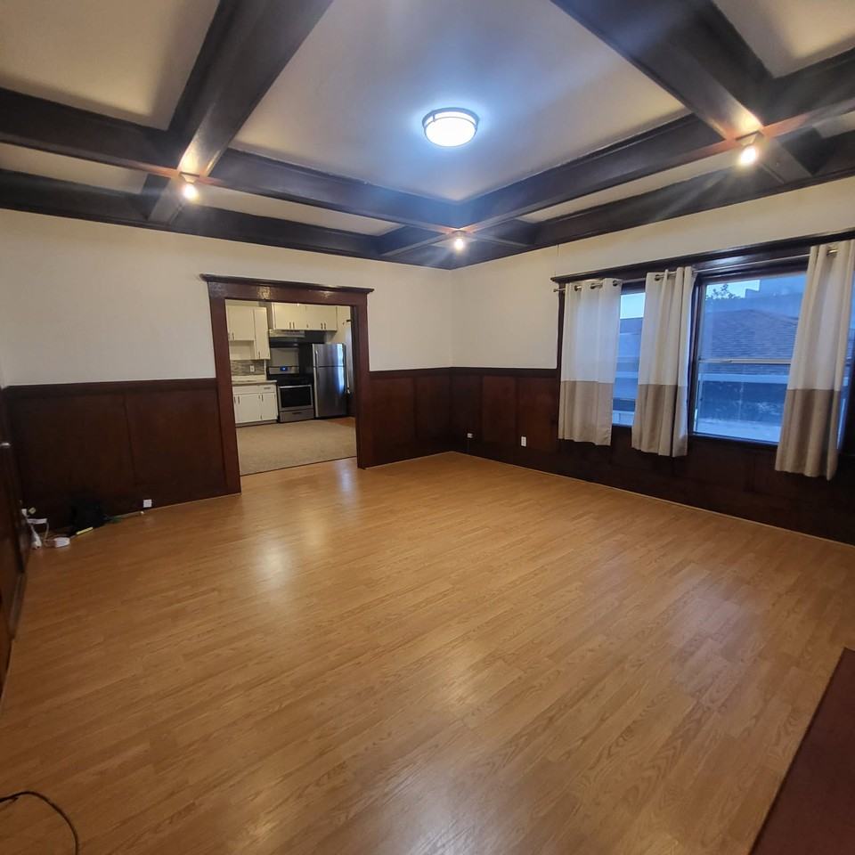 1428 78th Avenue #1 - Photo 4 of 12