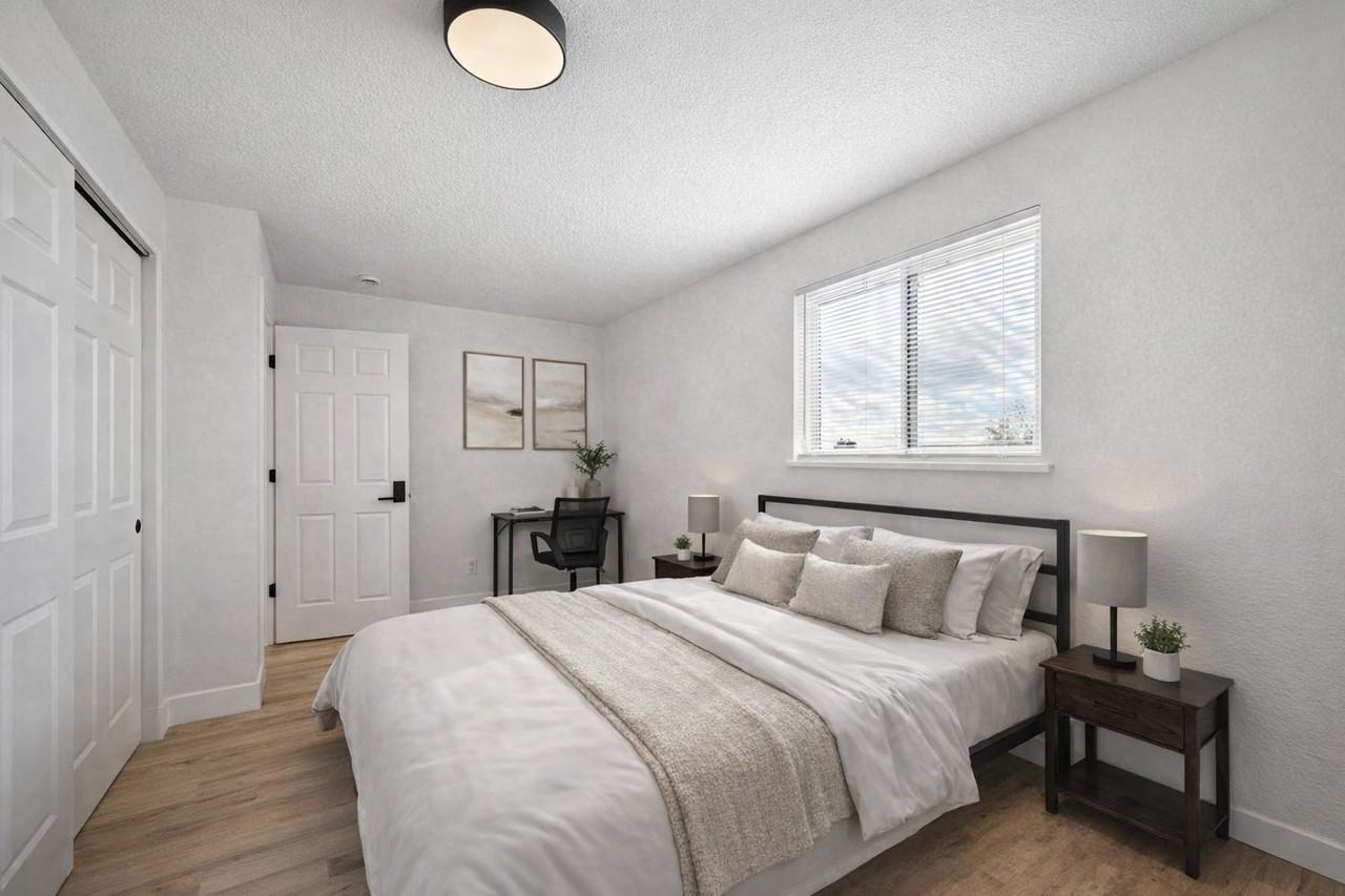 Greenwood Blvd - Photo 7 of 11