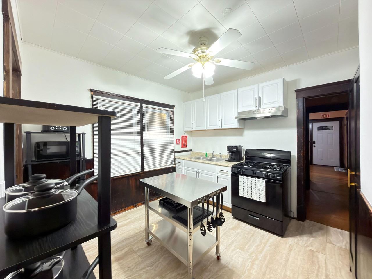 Westropp Ave - Photo 3 of 50