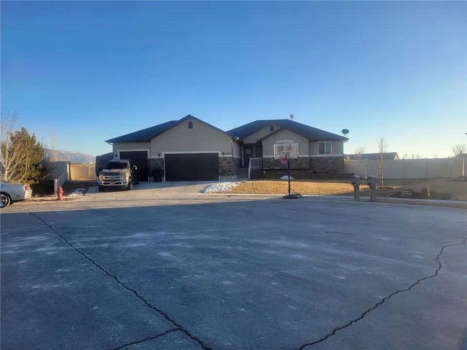 4282 N Robbins Cir - Photo 3 of 16