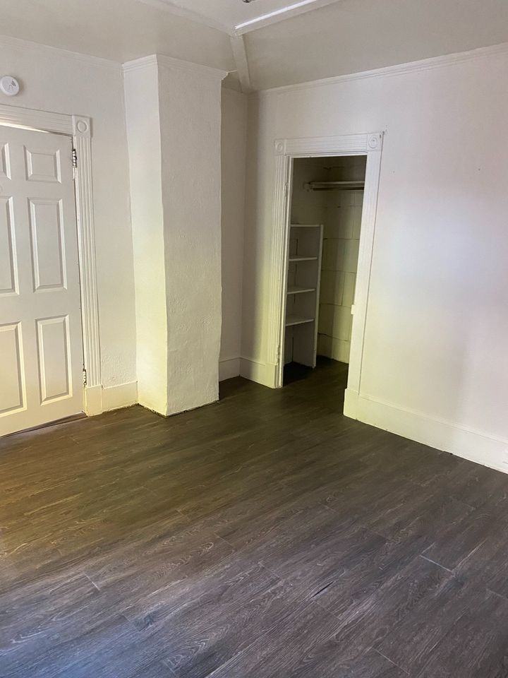 5155 N Catherine St #5153 - Photo 2 of 14