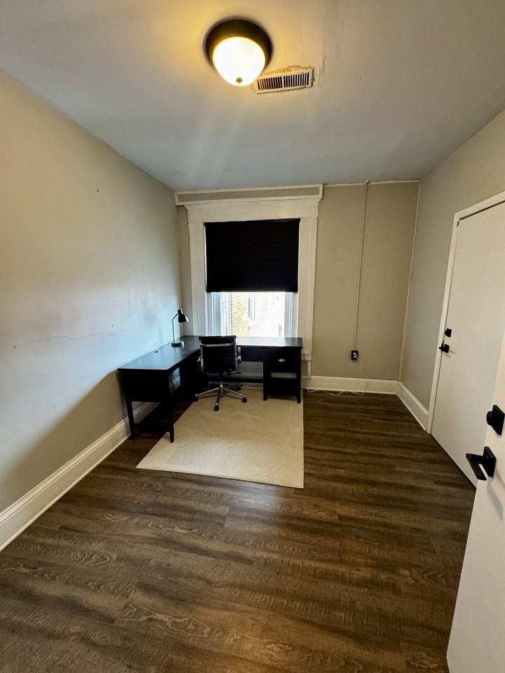 33 N Paint St #306 - Photo 5 of 6