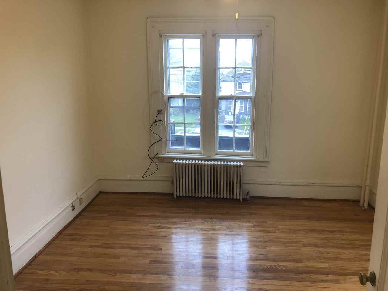 285 Hudson St #3 - Photo 4 of 6