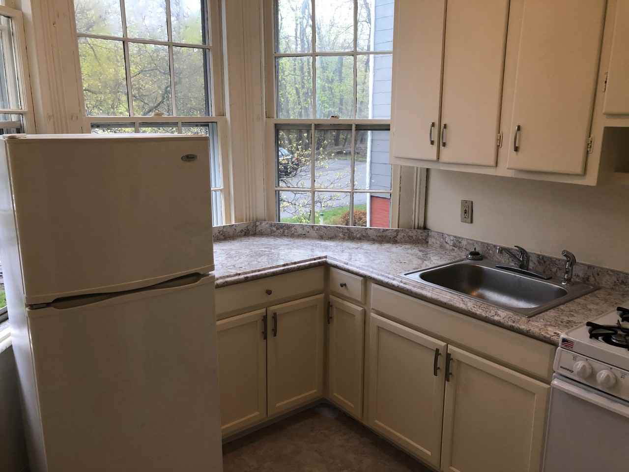 285 Hudson St #3 - Photo 5 of 6