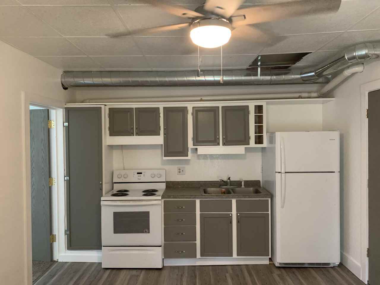 120 W Burr Oak St #3 - Photo 3 of 9