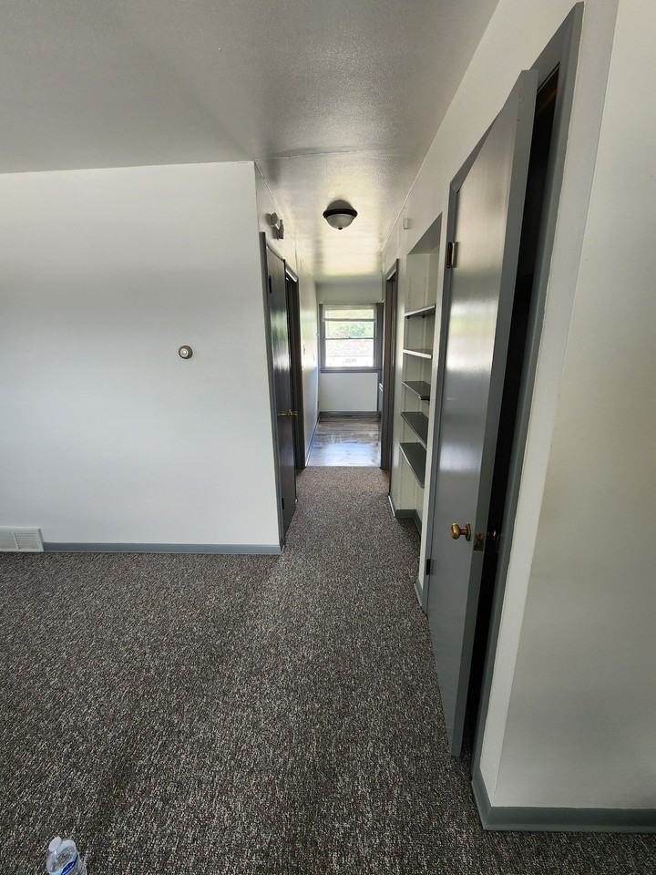 6810 W Morgan Ave #4 - Photo 2 of 6