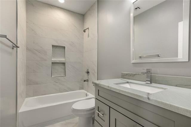 1327 Fats Domino Ave #B - Photo 5 of 9