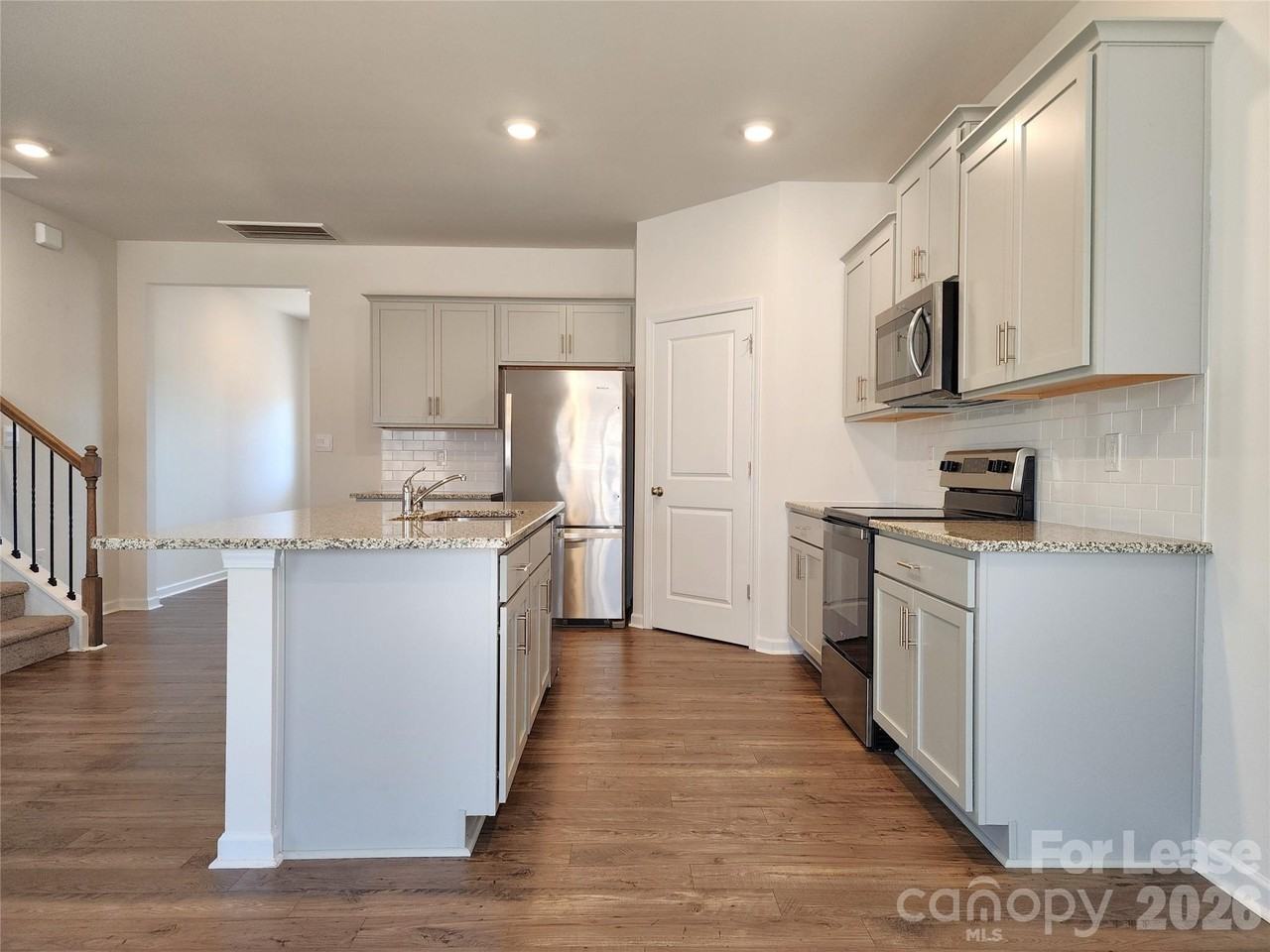 125 Sycamore Crossing Ct - Photo 5 of 38