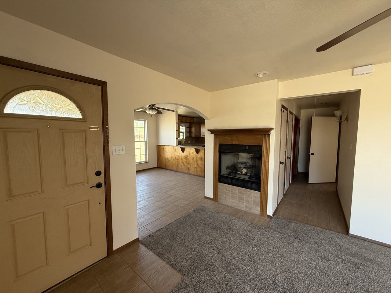 1409 Harrell Ave - Photo 5 of 21