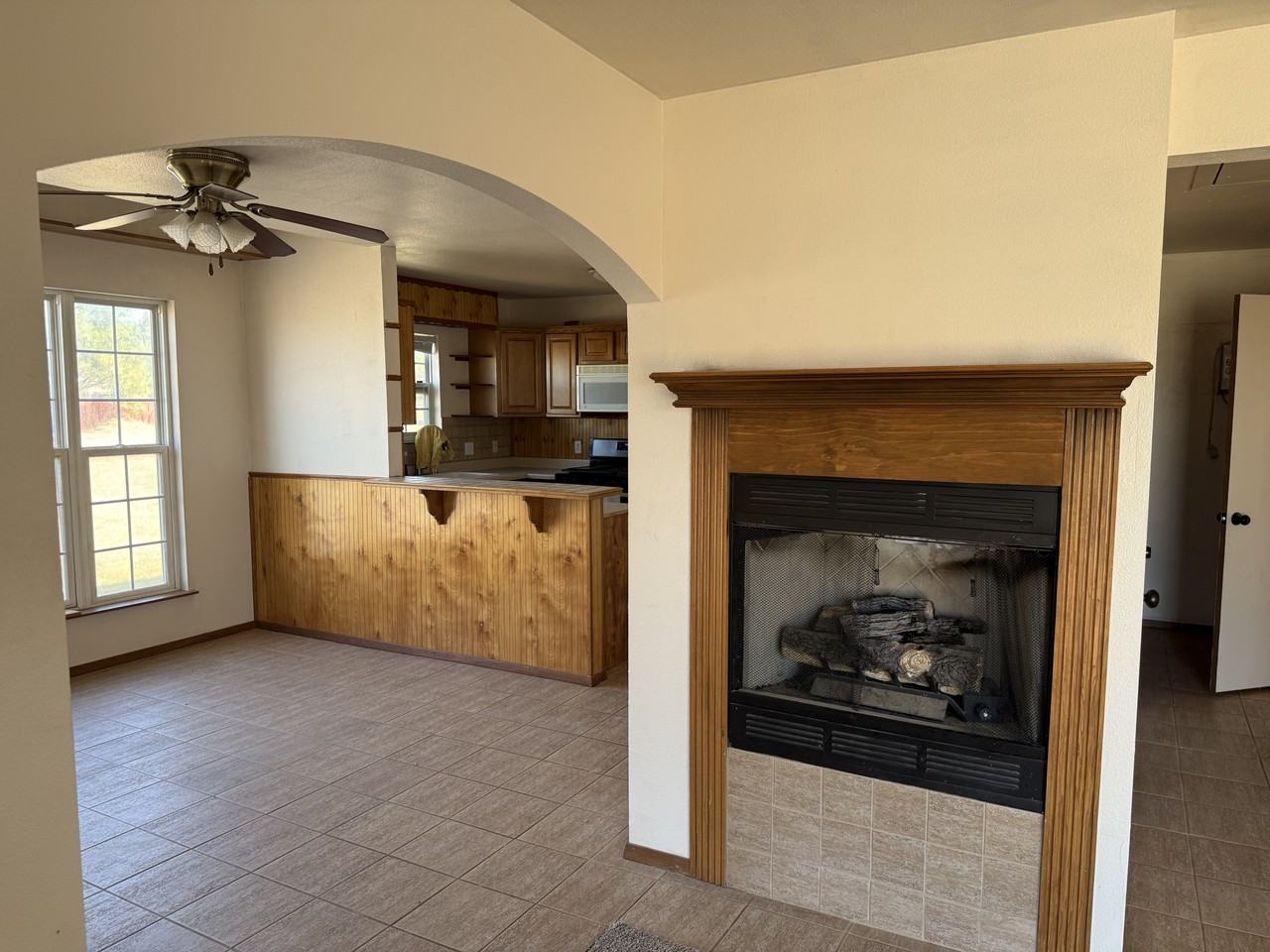 1409 Harrell Ave - Photo 7 of 21