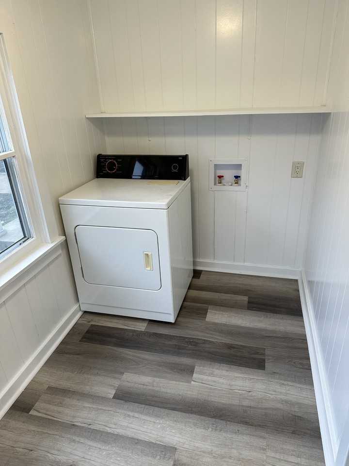 1104 S Brady St - Photo 2 of 10