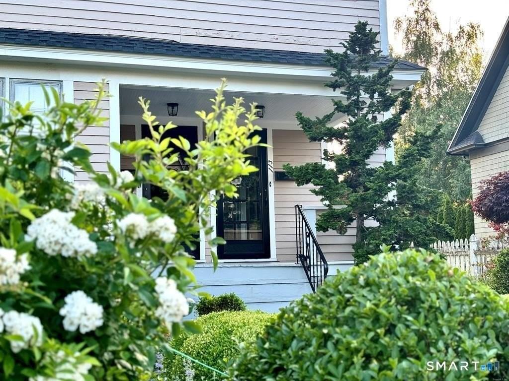 113 Ellsworth St - Photo 4 of 28