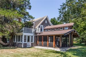 featured image of 116 Overshores E