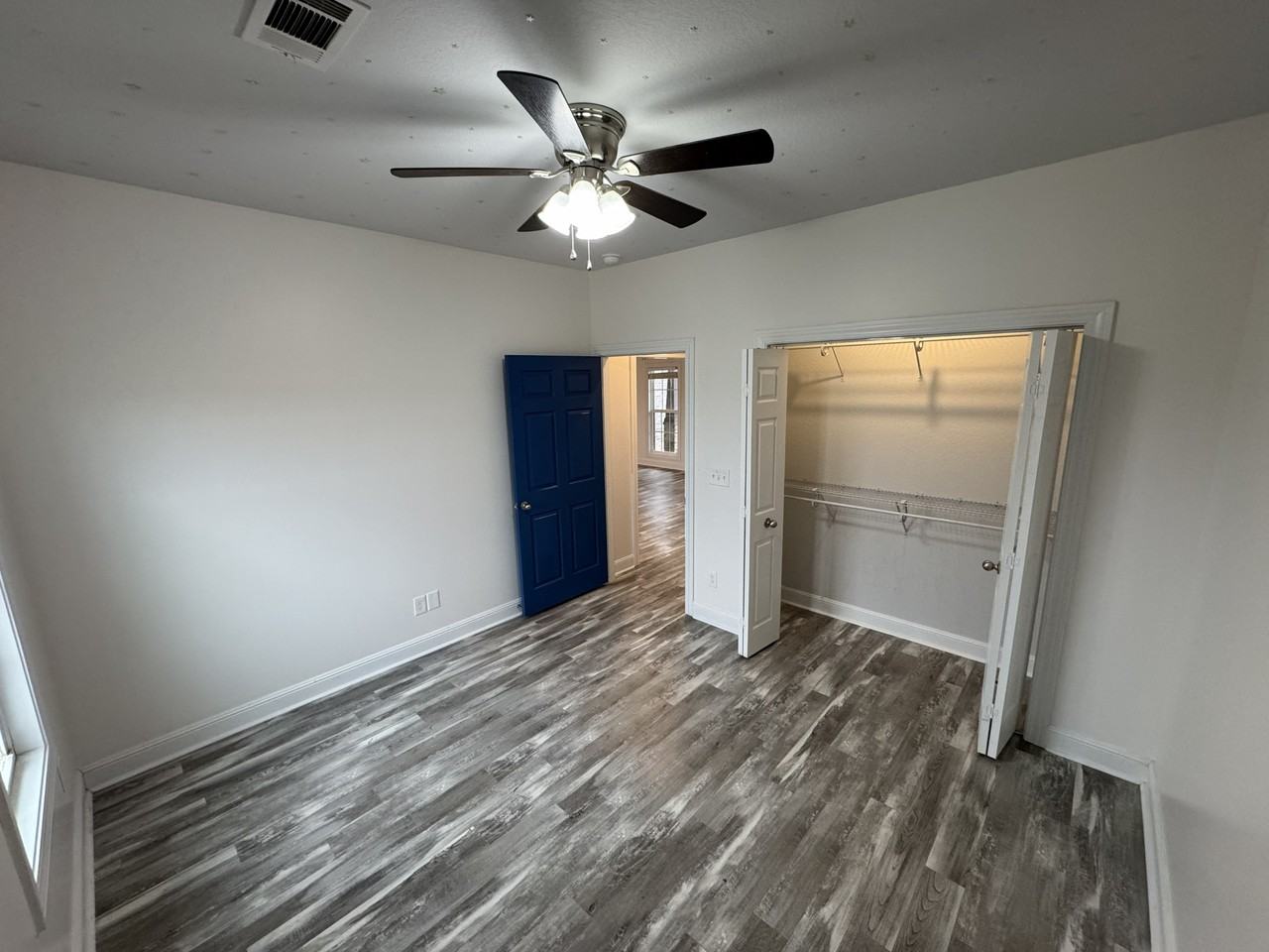 2404 Craighead Rd - Photo 2 of 13