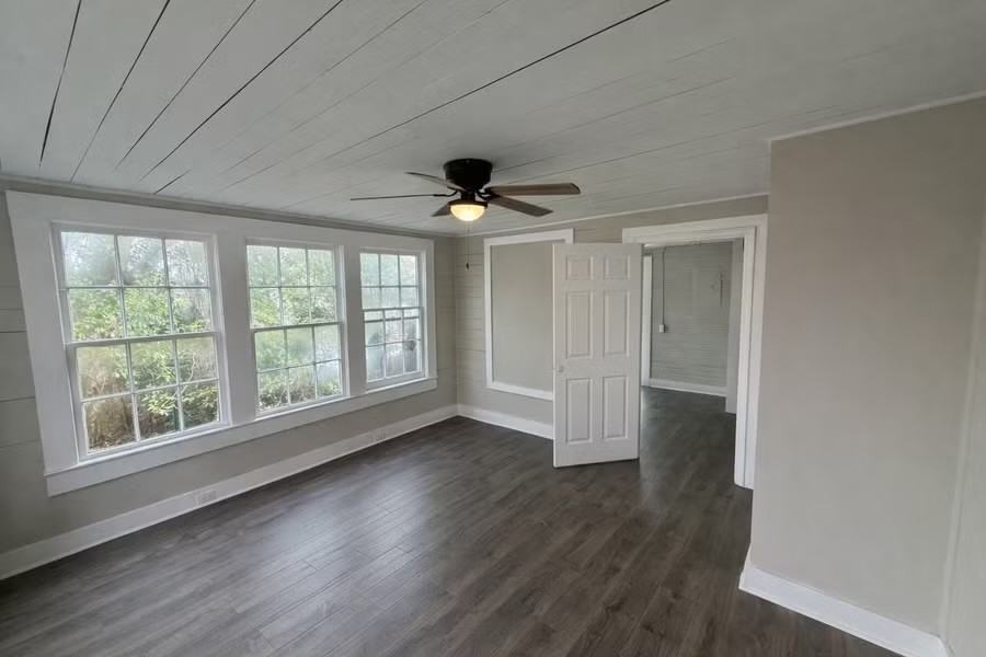 807 2nd Ave N #807 - Photo 2 of 9