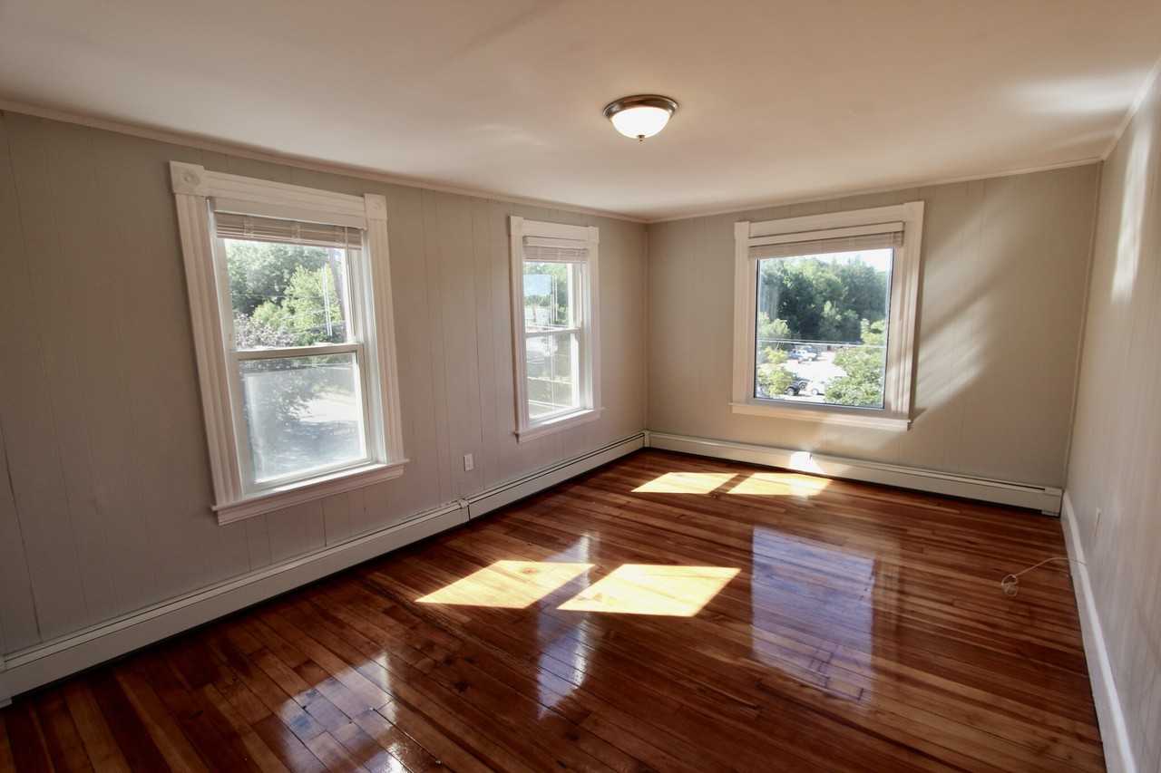 248 Cross St #1 - Photo 2 of 10