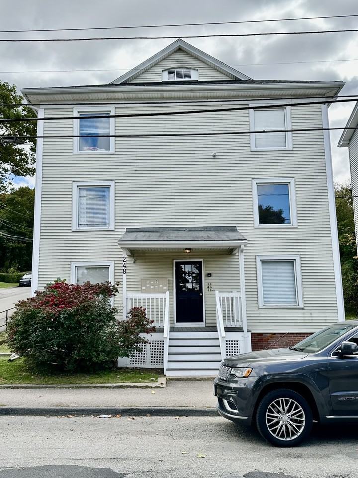 248 Cross St #1 - Photo 5 of 10