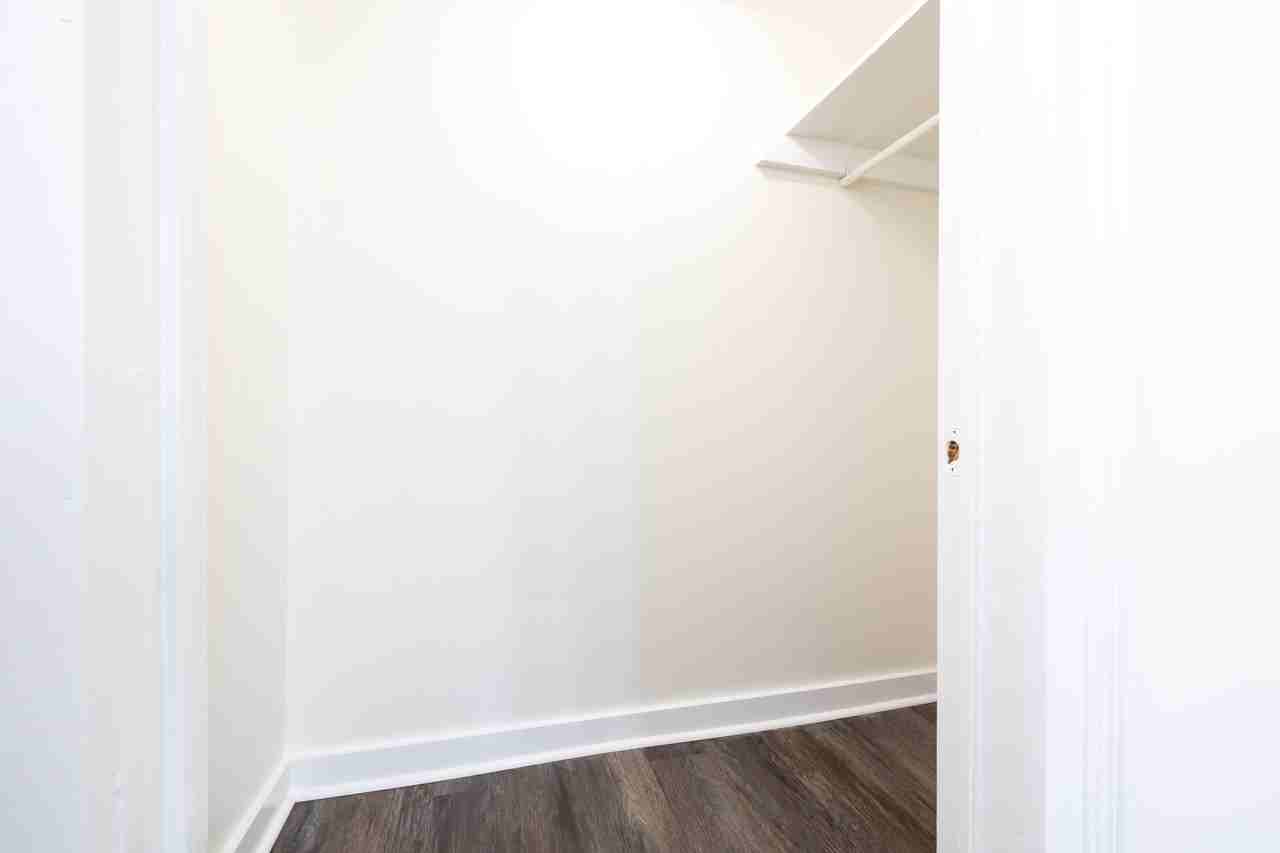 332 S Detroit St #A - Photo 6 of 16