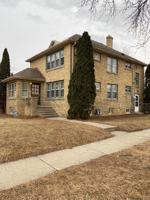 featured image of 6427 W Medford Ave #UPPER
