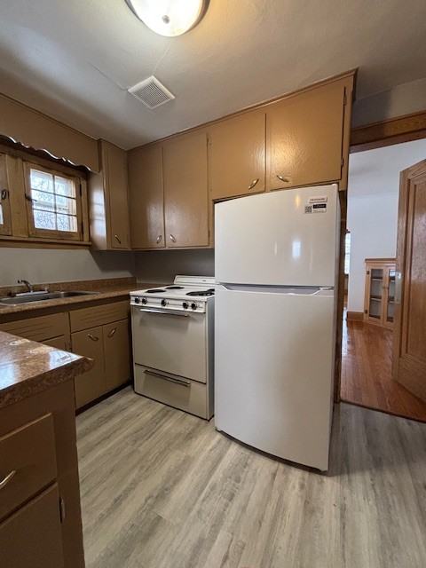 6427 W Medford Ave - Photo 4 of 14