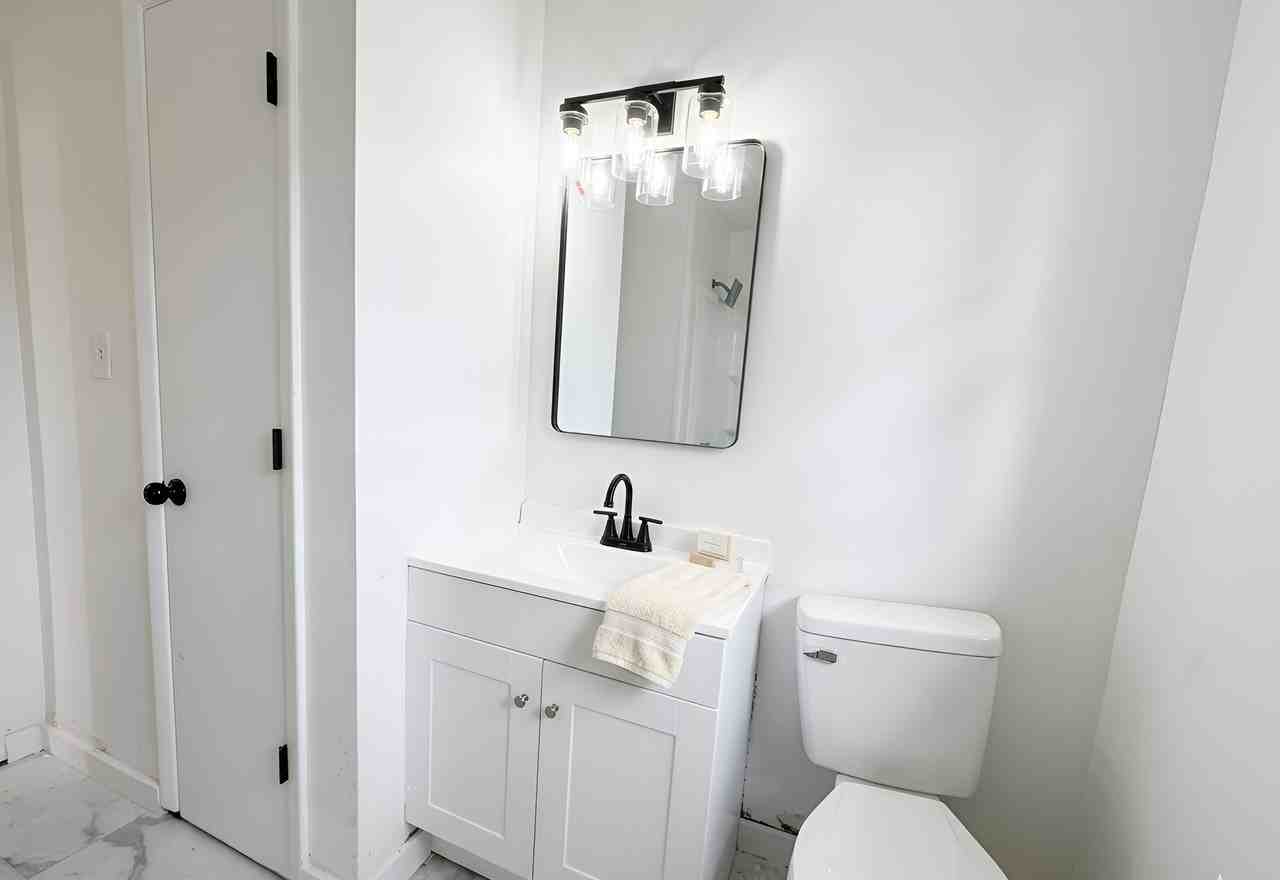 2749 Philadelphia Rd - Photo 7 of 10