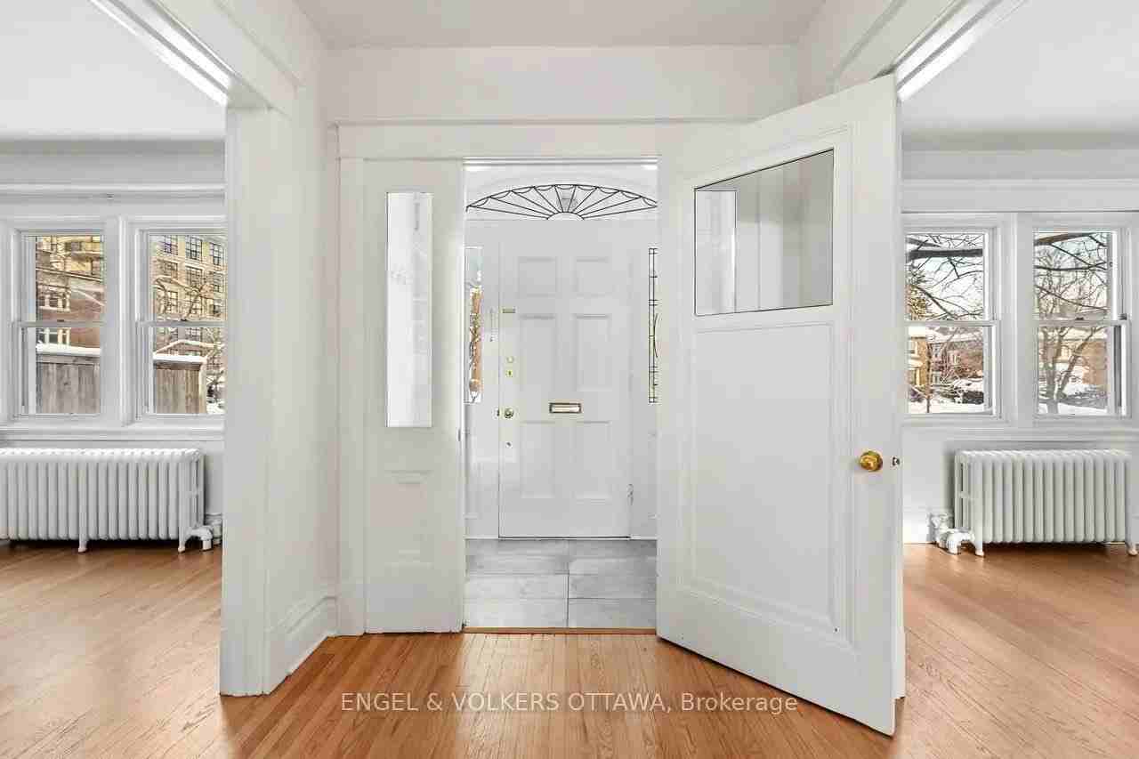 326 Clemow Ave - Photo 5 of 25