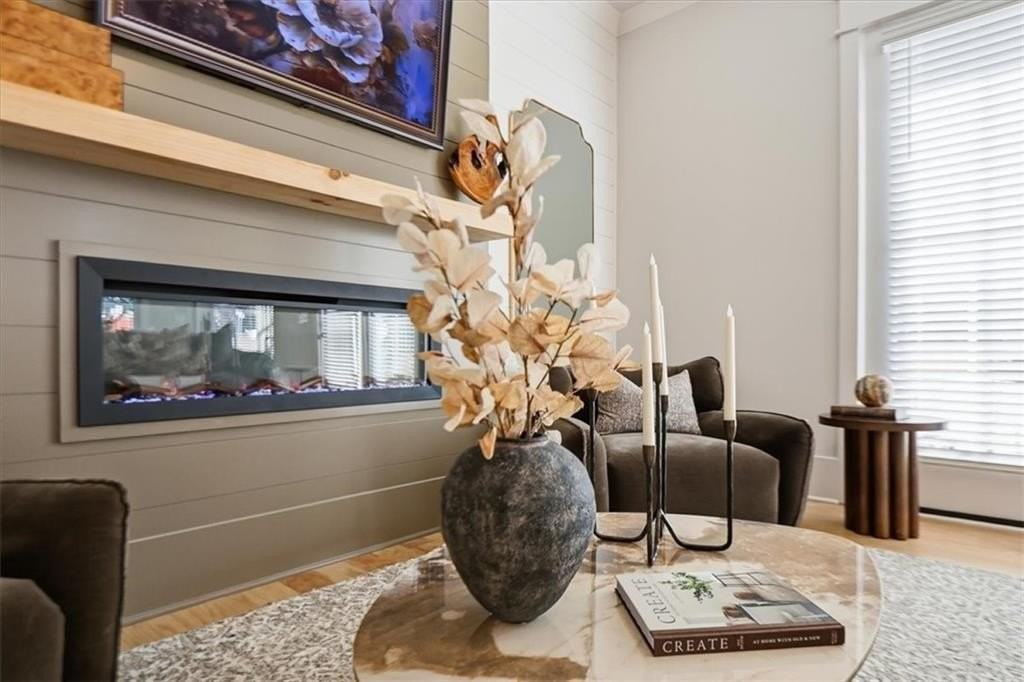 319 Orchid St - Photo 6 of 50