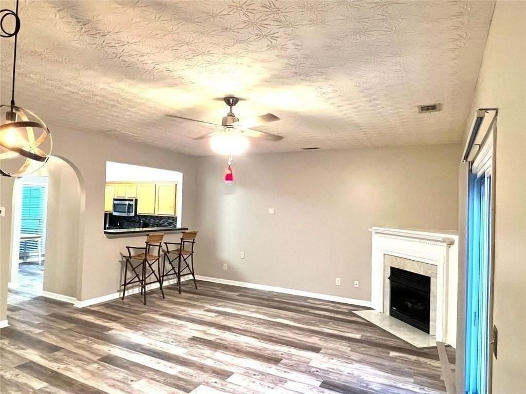 3854 Austin Park Ln - Photo 5 of 44