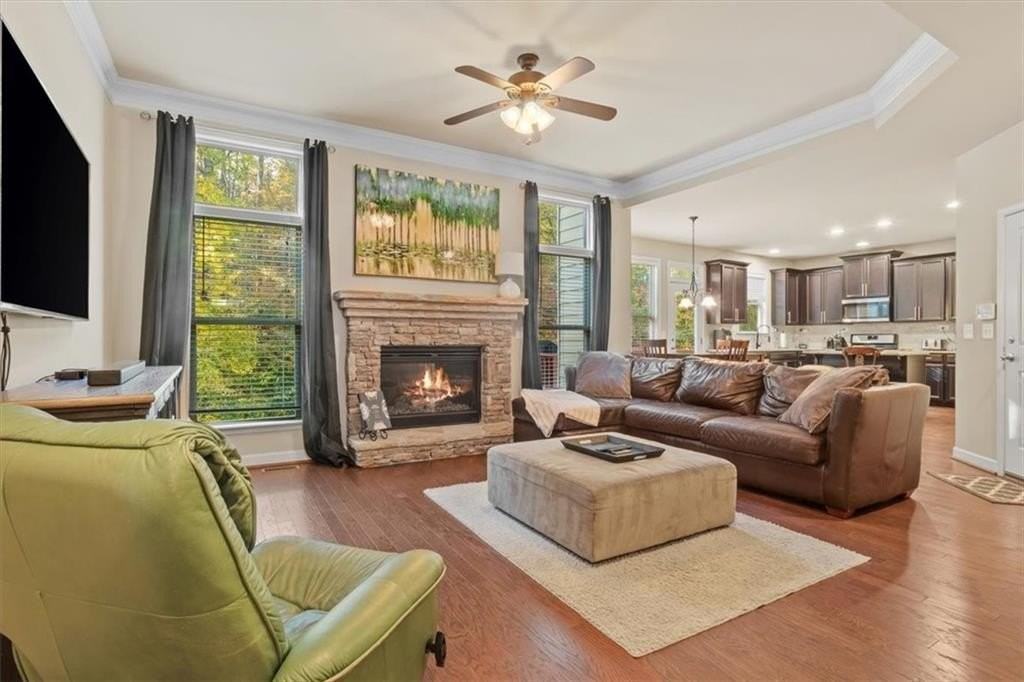 821 Tramore Ct - Photo 3 of 50