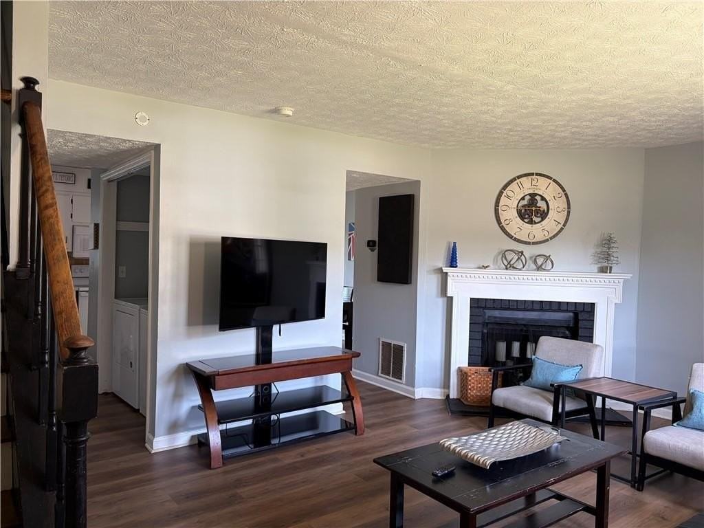 5291 Stonebush Ter - Photo 3 of 20