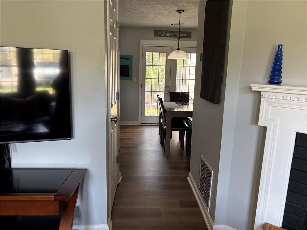 5291 Stonebush Ter - Photo 4 of 20