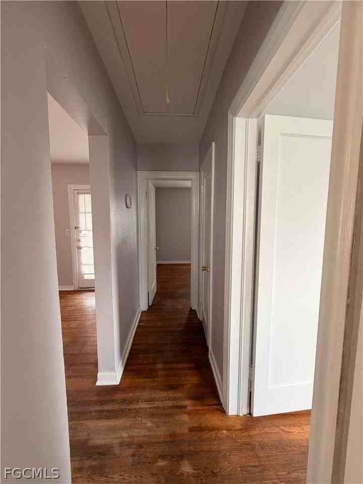 2114 Dora St - Photo 6 of 26