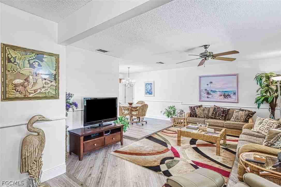 5036 Sw 9th Pl - Photo 7 of 36