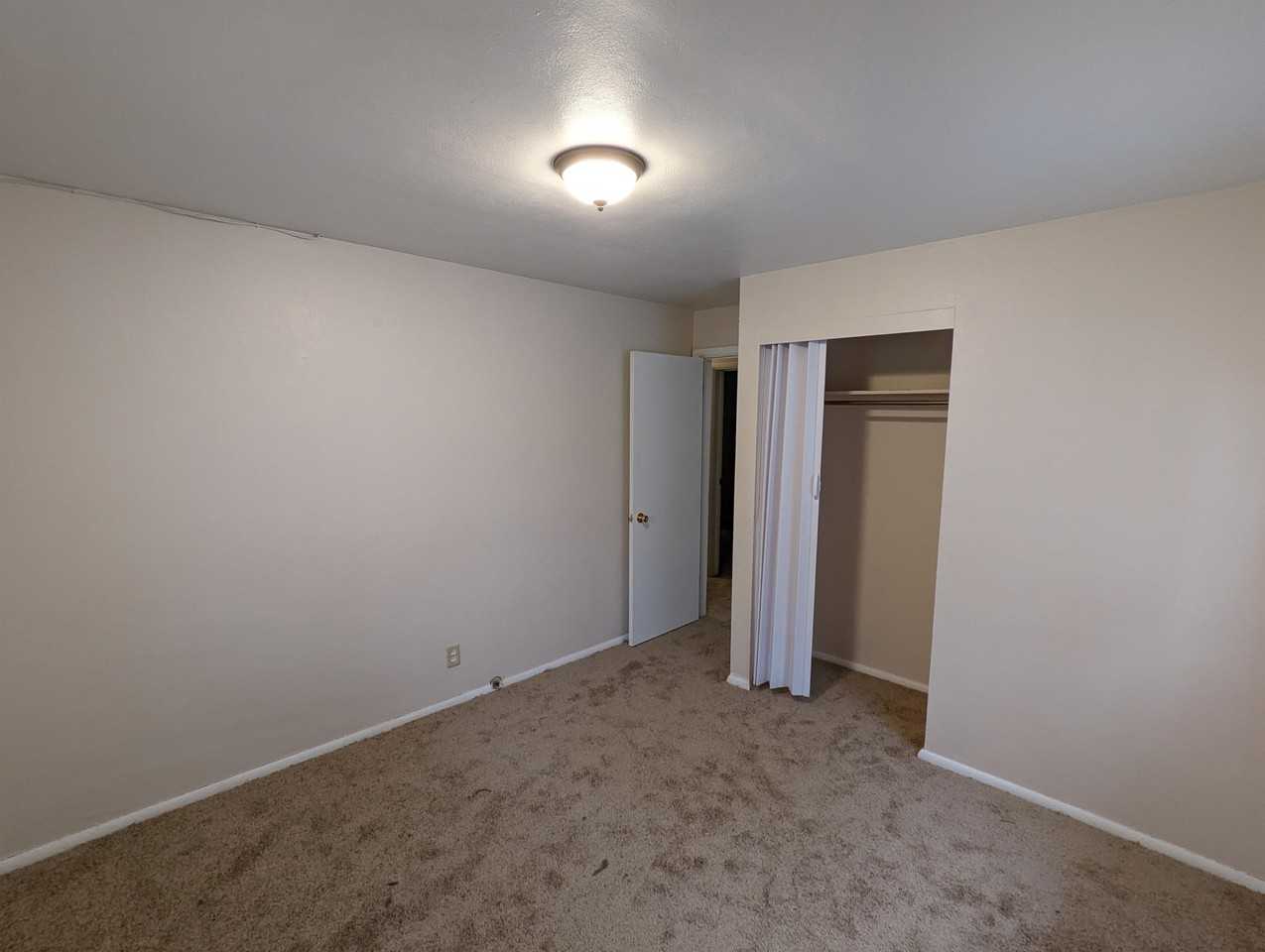 1505 Holly Hill Dr #1 - Photo 6 of 10