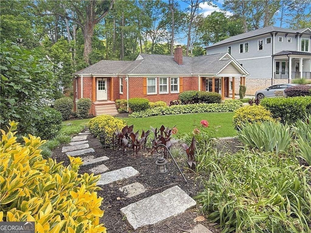 656 Timm Valley Rd Ne - Photo 3 of 19