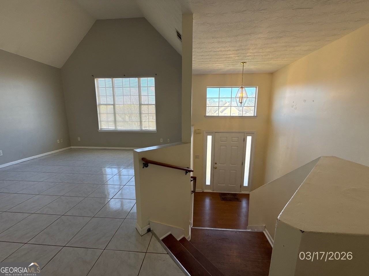 2021 Gates Ct - Photo 2 of 19