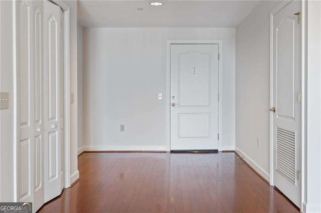 195 14th St Ne Unit 1406 - Photo 3 of 41