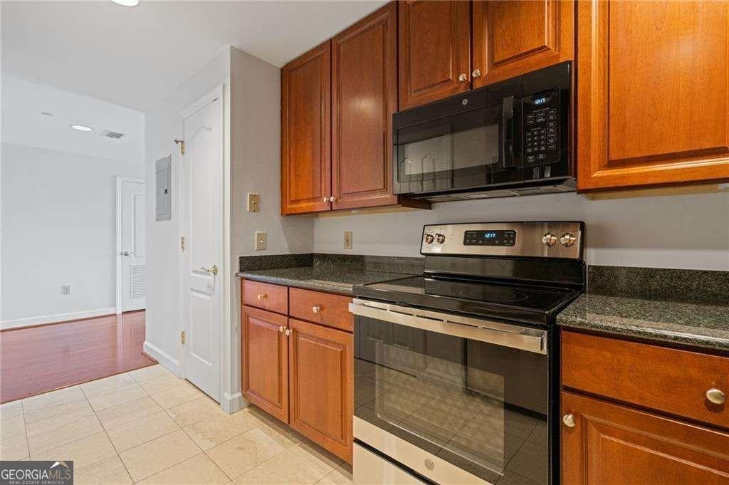 195 14th St Ne Unit 1406 - Photo 7 of 41