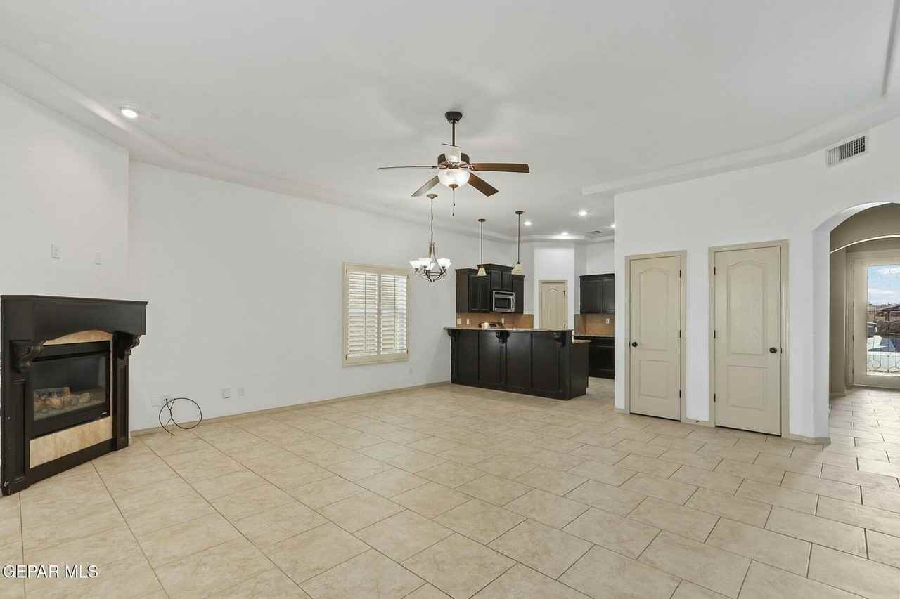 14681 Jesus Almeida - Photo 3 of 28