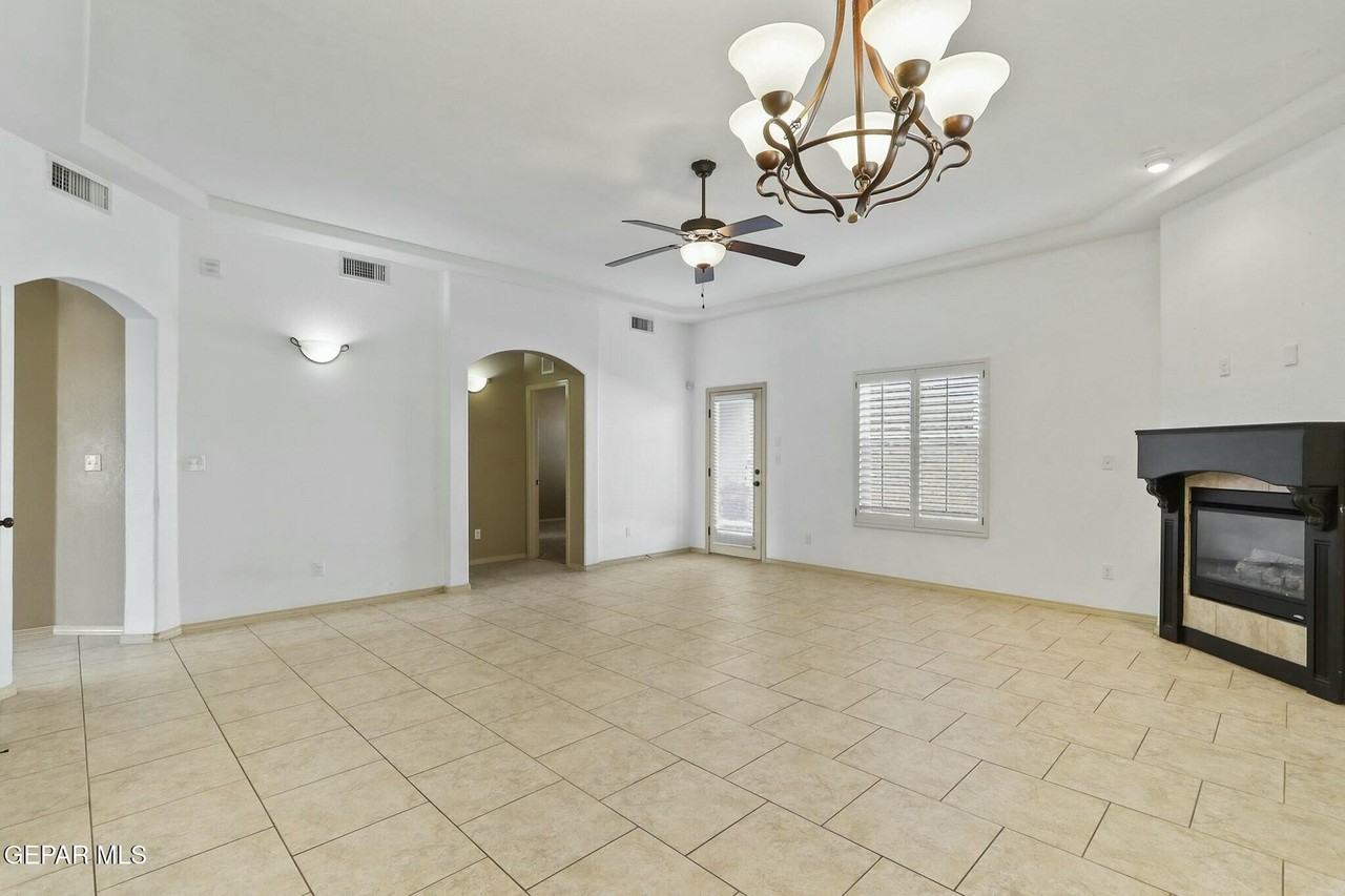 14681 Jesus Almeida - Photo 5 of 28