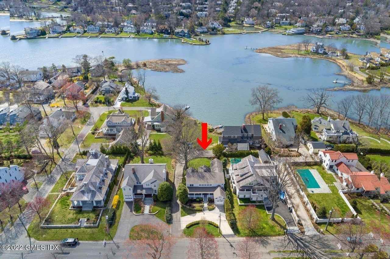 9 Grimes Rd - Photo 4 of 49