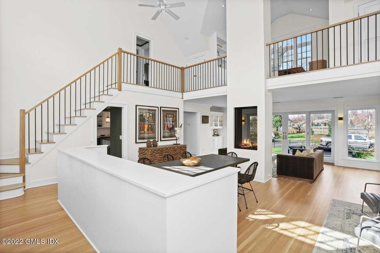 9 Grimes Rd - Photo 6 of 49