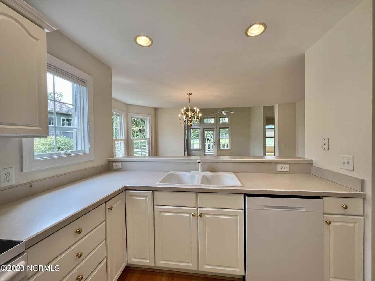 164 Starland Ln - Photo 5 of 34